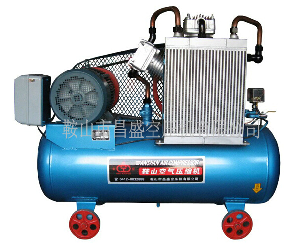 【噴漆無(wú)油空壓機(jī)】的操作規(guī)程。